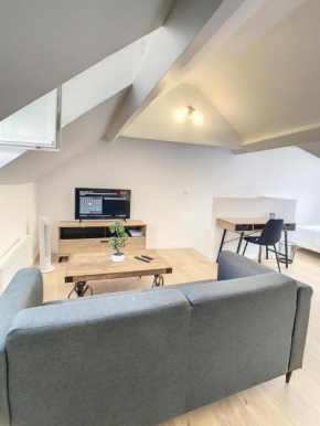 APPART COSY HYPER CENTRE DUPLEX GARE AMIENS 2PERS